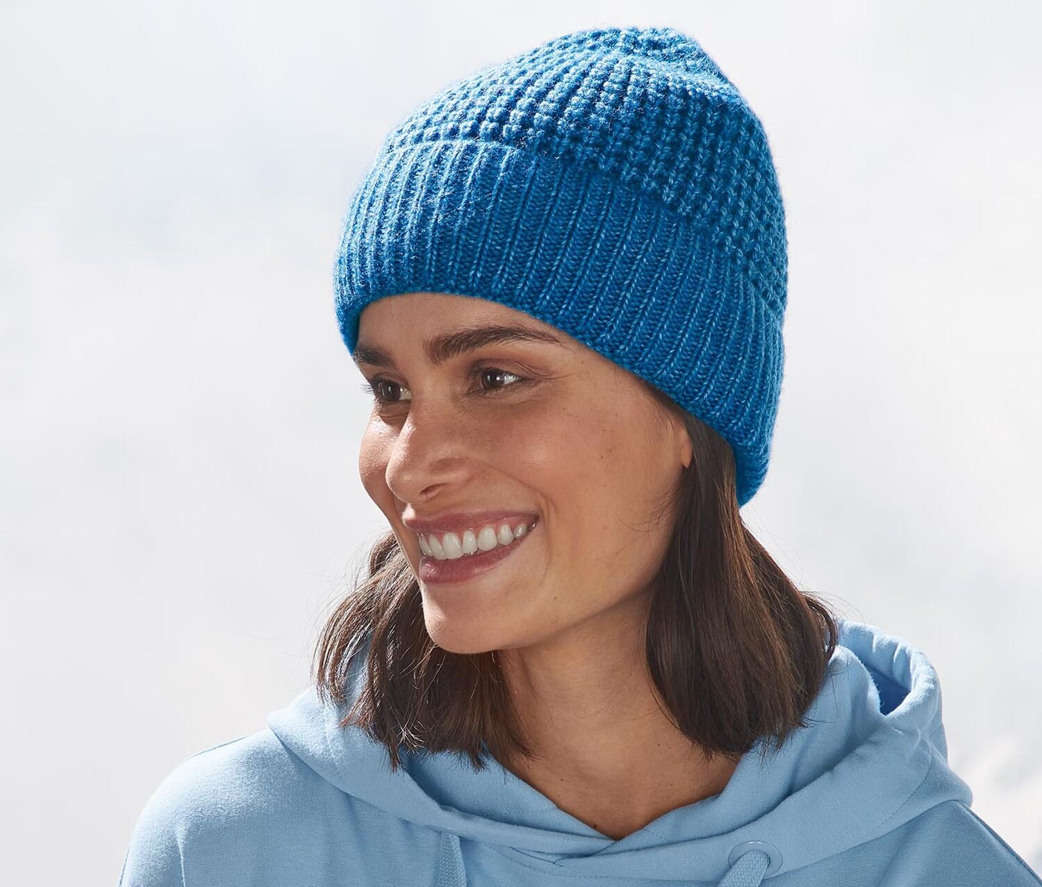 Вязаная шапка Tchibo, синий
Вязаная шапка Tchibo, синий