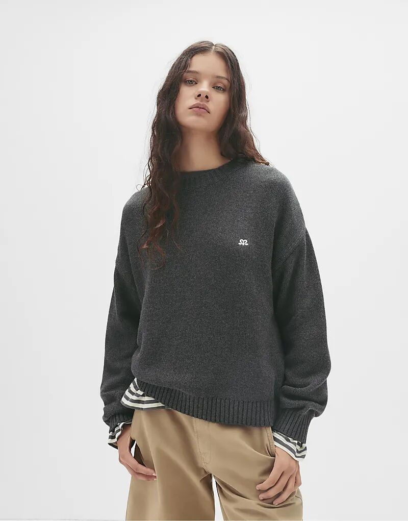 Свитер в рубчик Pull&Bear серого меланжевого цвета
Свитер в рубчик Pull&Bear серого меланжевого цвета