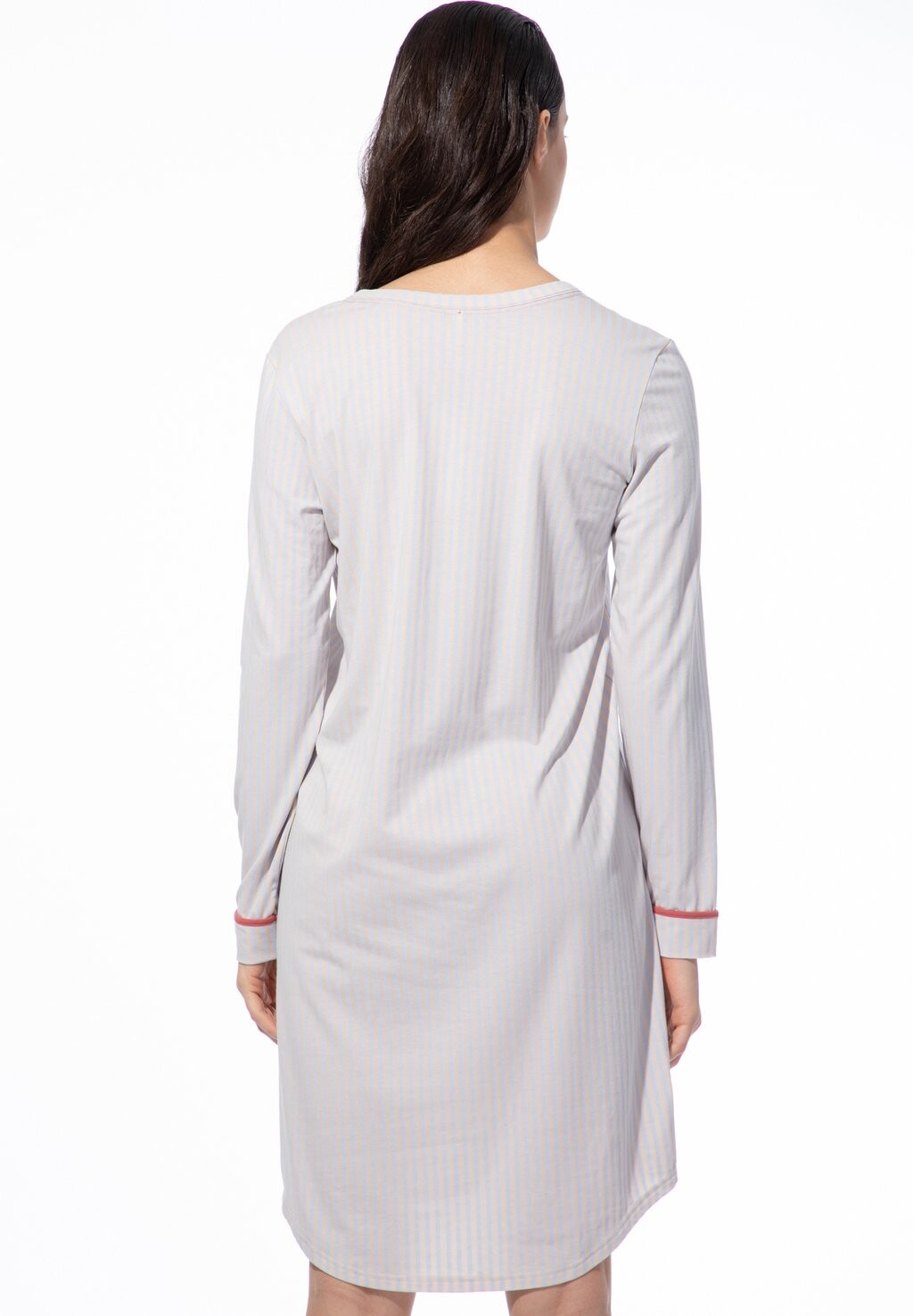 Ночная рубашка Short Stories, светло-голубой
Ночная рубашка Short Stories, светло-голубой