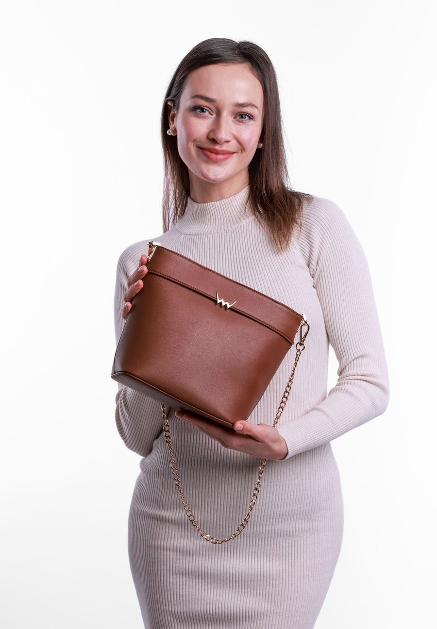 Сумка кросс-боди VUCH VERICA, Brown
Сумка кросс-боди VUCH VERICA, Brown