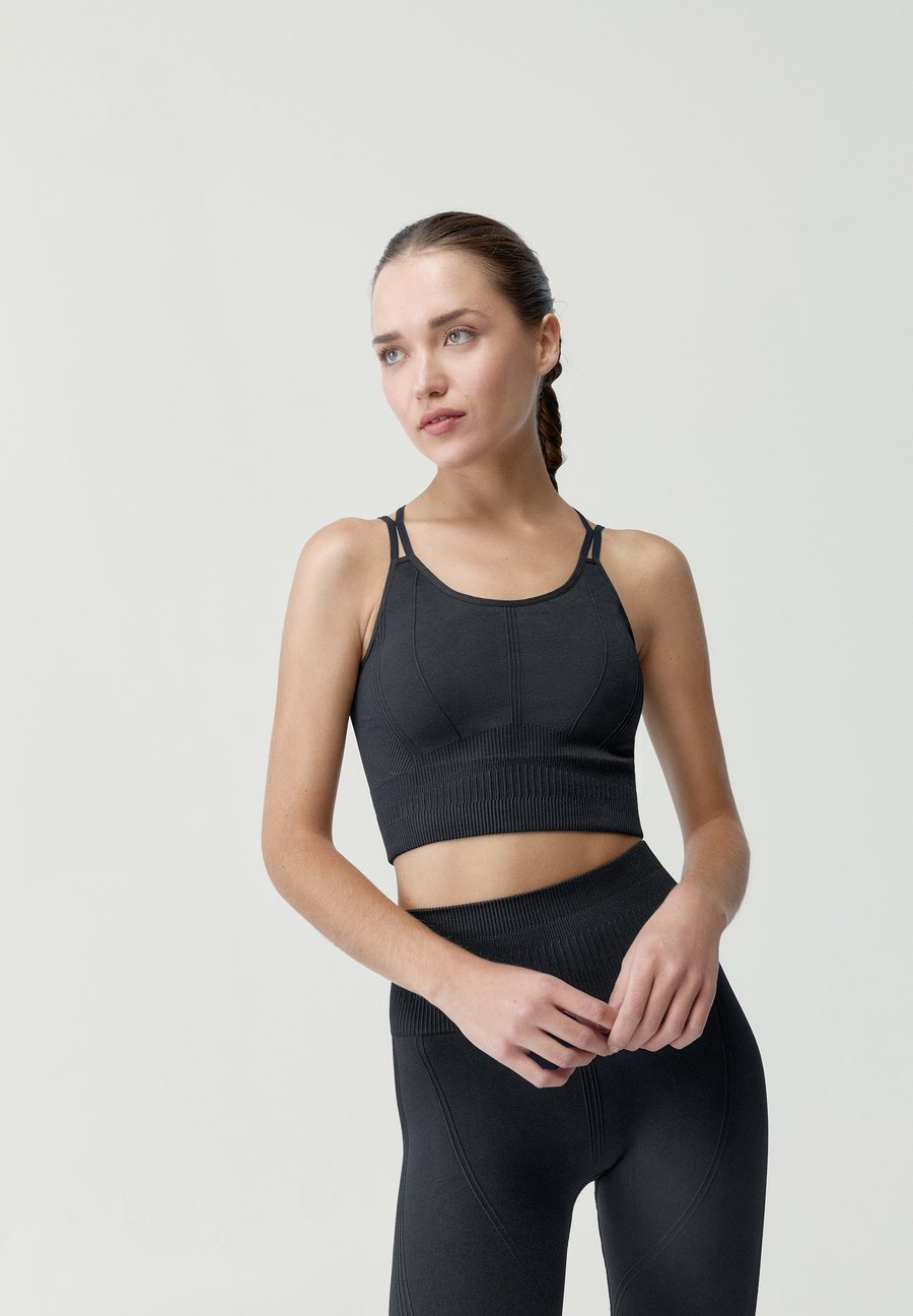 Бюстгальтер Born Living Yoga KAMAY, Black
Бюстгальтер Born Living Yoga KAMAY, Black
