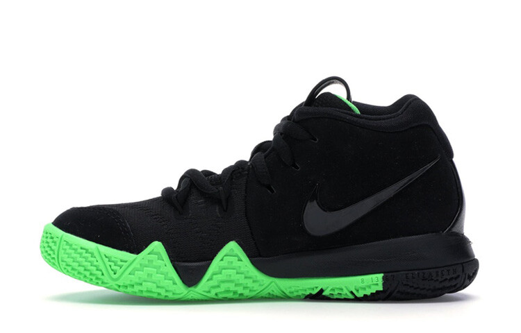 Детские баскетбольные кроссовки Nike Kyrie 4 BP
Детские баскетбольные кроссовки Nike Kyrie 4 BP