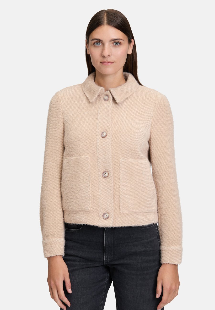 Кардиган Cartoon Cardigan, Beige
Кардиган Cartoon Cardigan, Beige