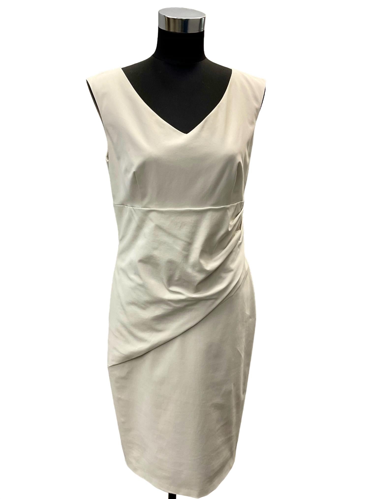 Платье-стрейч из хлопка со сборками без рукавов в цвете Stone NVSCO
Платье-стрейч из хлопка со сборками без рукавов в цвете Stone NVSCO