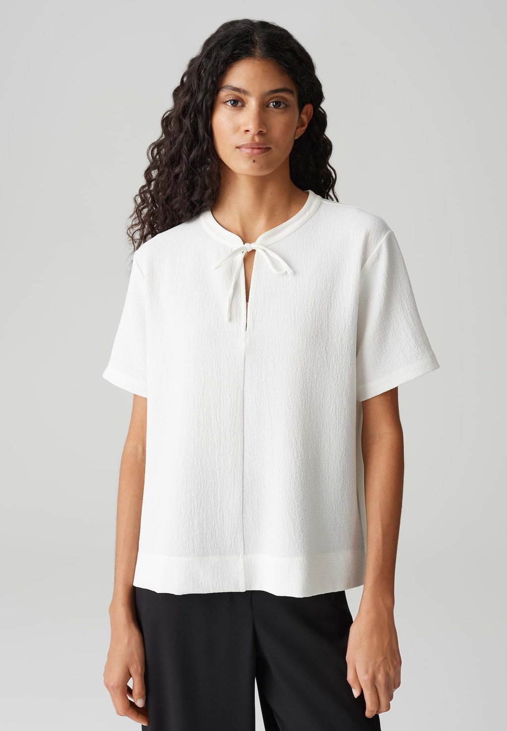 Базовая футболка REGULAR FIT OPUS, белый 
Базовая футболка REGULAR FIT OPUS, белый