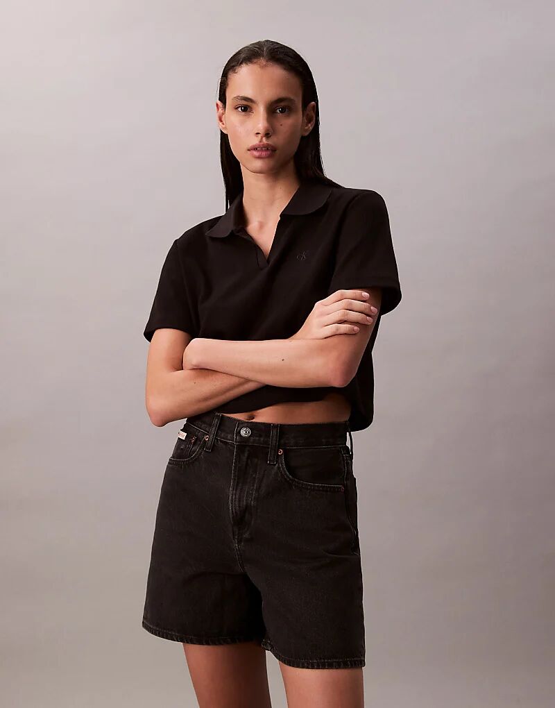 Джинсовые шорты Calvin Klein Jeans черного цвета
Джинсовые шорты Calvin Klein Jeans черного цвета