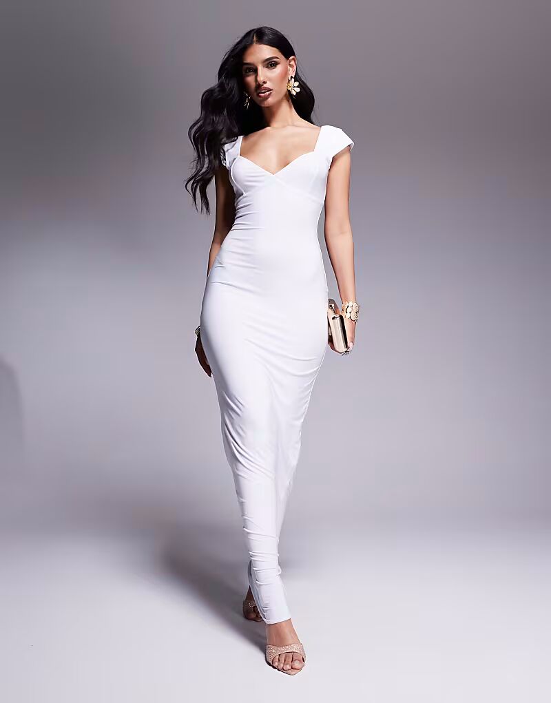 Платье-макси Fashionkilla с двойным облегающим вырезом в форме сердца и открытой спиной белого цвета
Платье-макси Fashionkilla с двойным облегающим вырезом в форме сердца и открытой спиной белого цвета