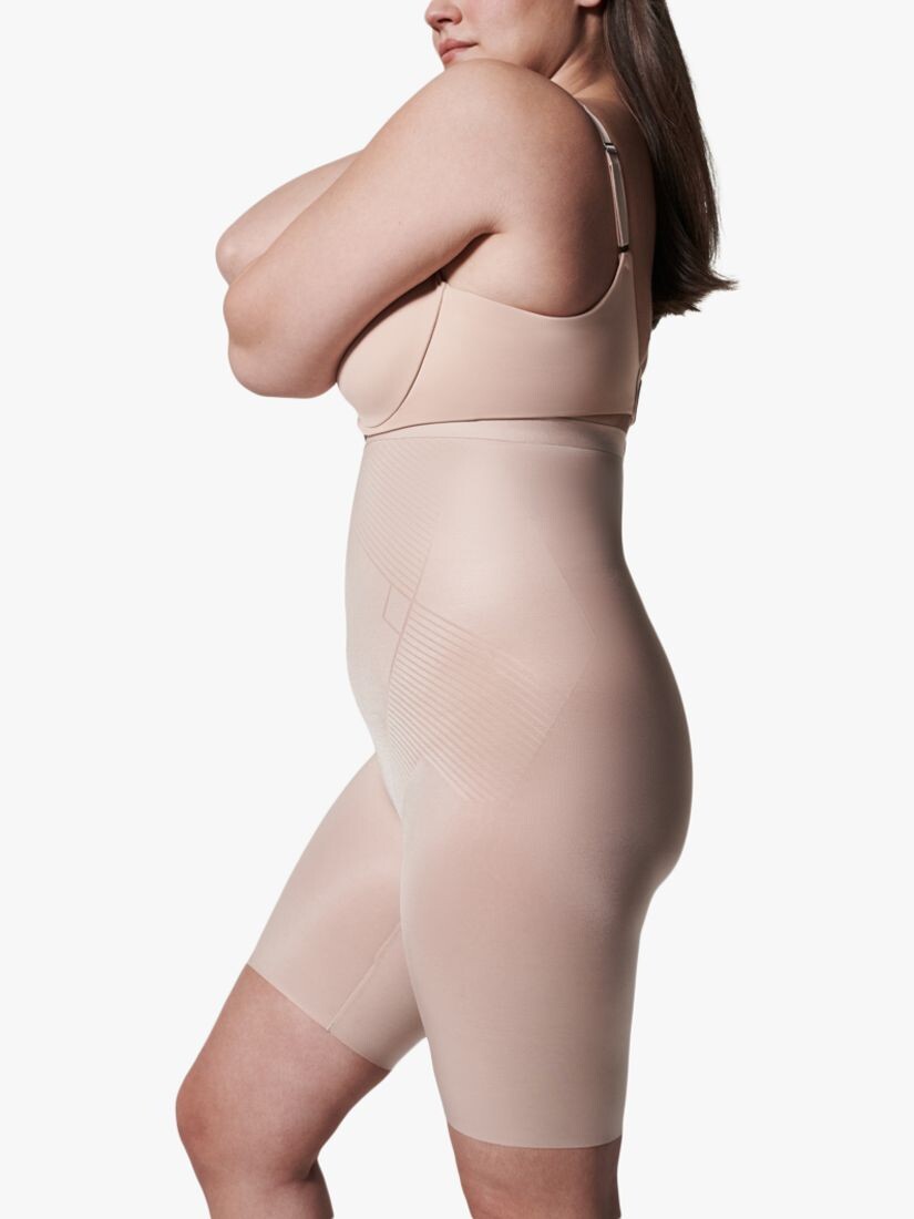 Spanx Thinstincts 2.0 Короткие шорты до середины бедра с высокой талией, нейтральные цвета
Spanx Thinstincts 2.0 Короткие шорты до середины бедра с высокой талией, нейтральные цвета