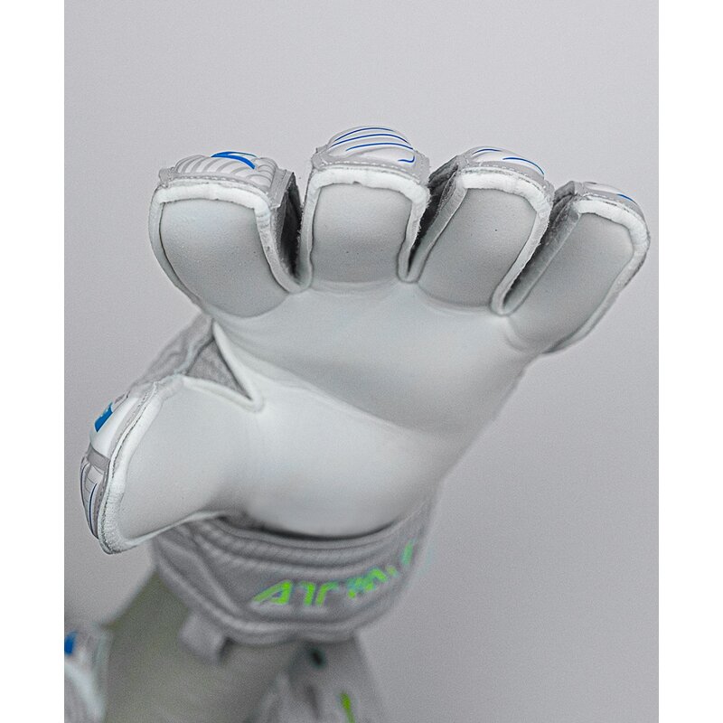 Вратарские перчатки с привлекательным захватом и поддержкой пальцев Reusch, мультиколор
Вратарские перчатки с привлекательным захватом и поддержкой пальцев Reusch, мультиколор