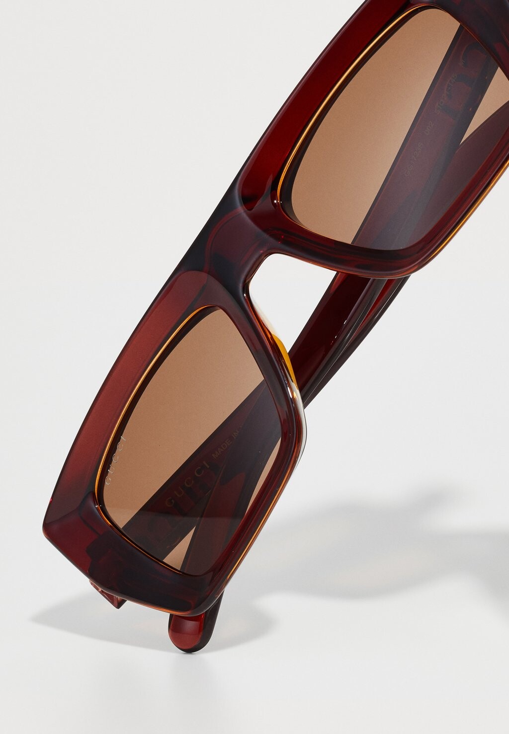 Солнцезащитные очки UNISEX Gucci, коричневый
Солнцезащитные очки UNISEX Gucci, коричневый