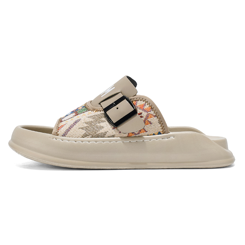 Jinho Тапочки-слайды мужские, черно-коричневые
Jinho Тапочки-слайды мужские, черно-коричневые