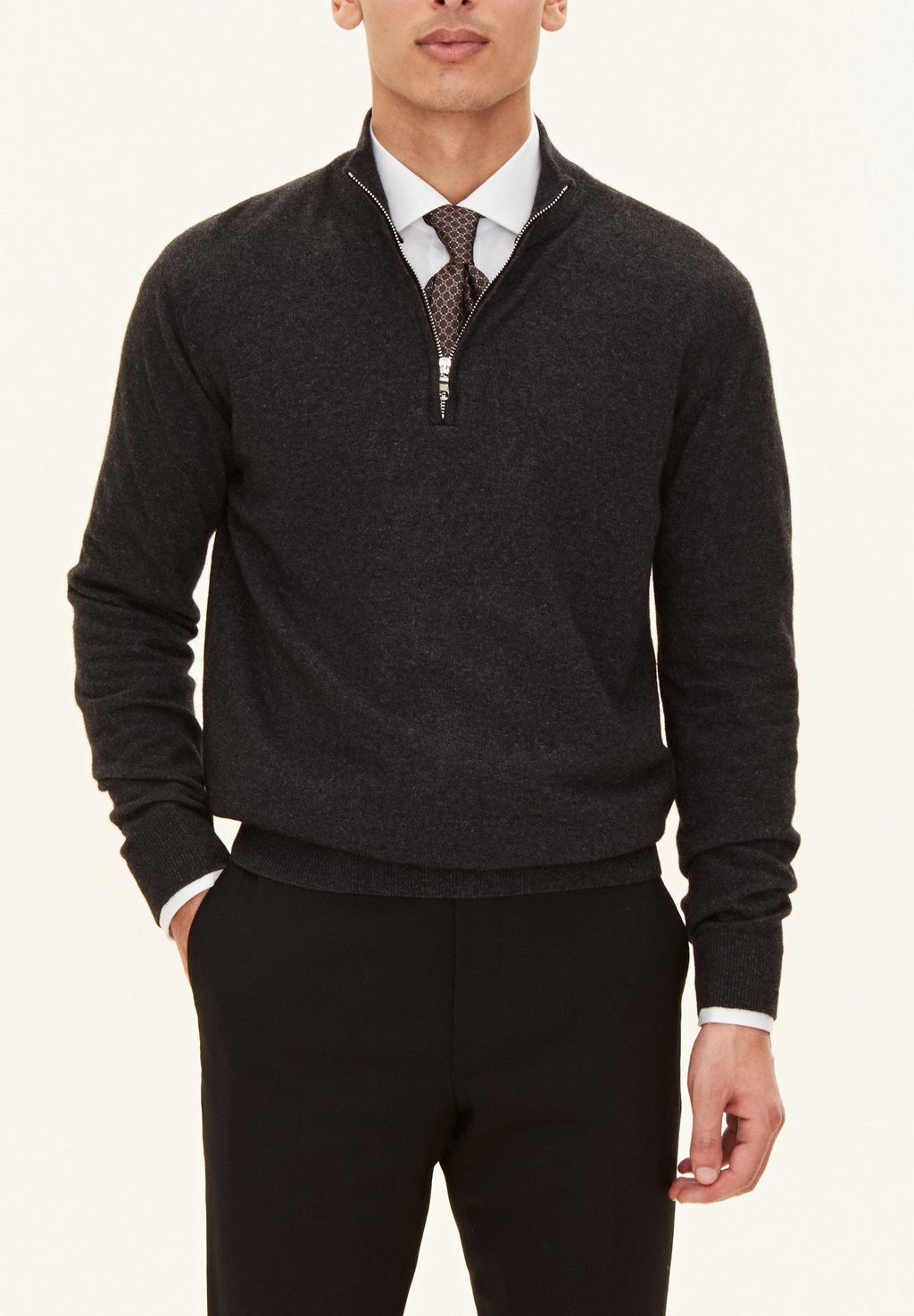 Свитер PATTON Oscar Jacobson, темно-серый
Свитер PATTON Oscar Jacobson, темно-серый