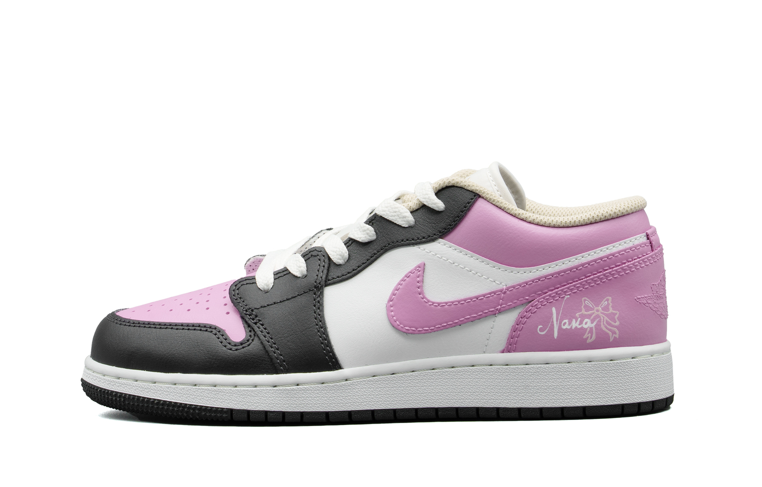 Детские баскетбольные кроссовки Air 1 Grade School Jordan, розовый
Детские баскетбольные кроссовки Air 1 Grade School Jordan, розовый