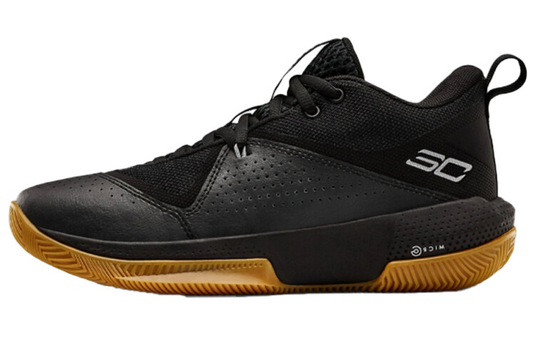 Баскетбольные кроссовки Sc 3zer0 IV для детей GS Mid-top черного цвета Under Armour
Баскетбольные кроссовки Sc 3zer0 IV для детей GS Mid-top черного цвета Under Armour