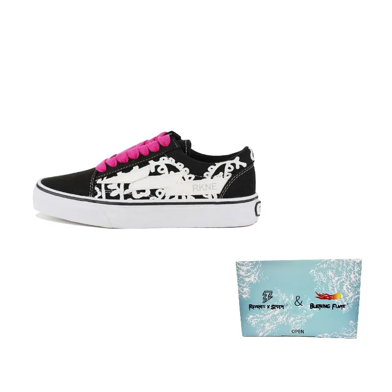 BURNING FLAME REVENFE X SPOTM Износостойкие и легкие низкие кеды из холста унисекс - Молния Черный Пейсли, цвет Lightning Black Paisley
BURNING FLAME REVENFE X SPOTM Износостойкие и легкие низкие кеды из холста унисекс - Молния Черный Пейсли, цвет Lightning Black Paisley