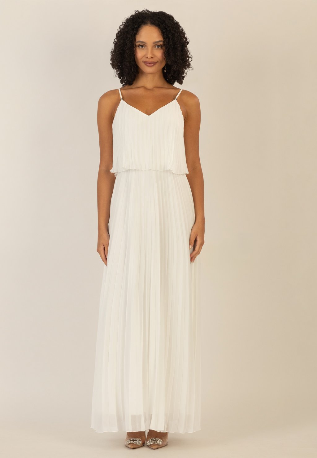 Платье макси Apart, белый
Платье макси Apart, белый