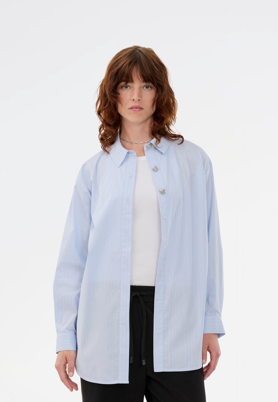 Блуза Modström ROWAN, Blue
Блуза Modström ROWAN, Blue