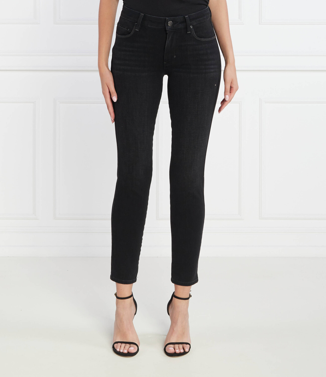 Джинсы GUESS SEXY CURVE Skinny fit, черный
Джинсы GUESS SEXY CURVE Skinny fit, черный