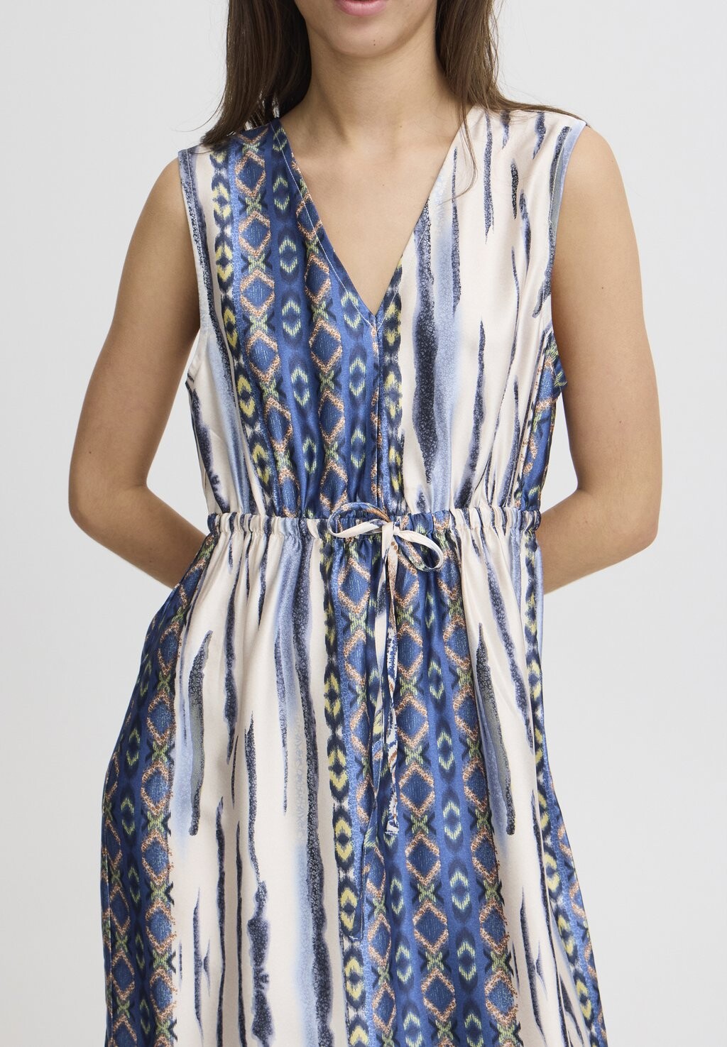 Длинное платье b.young, синий Ipoli
Длинное платье b.young, синий Ipoli