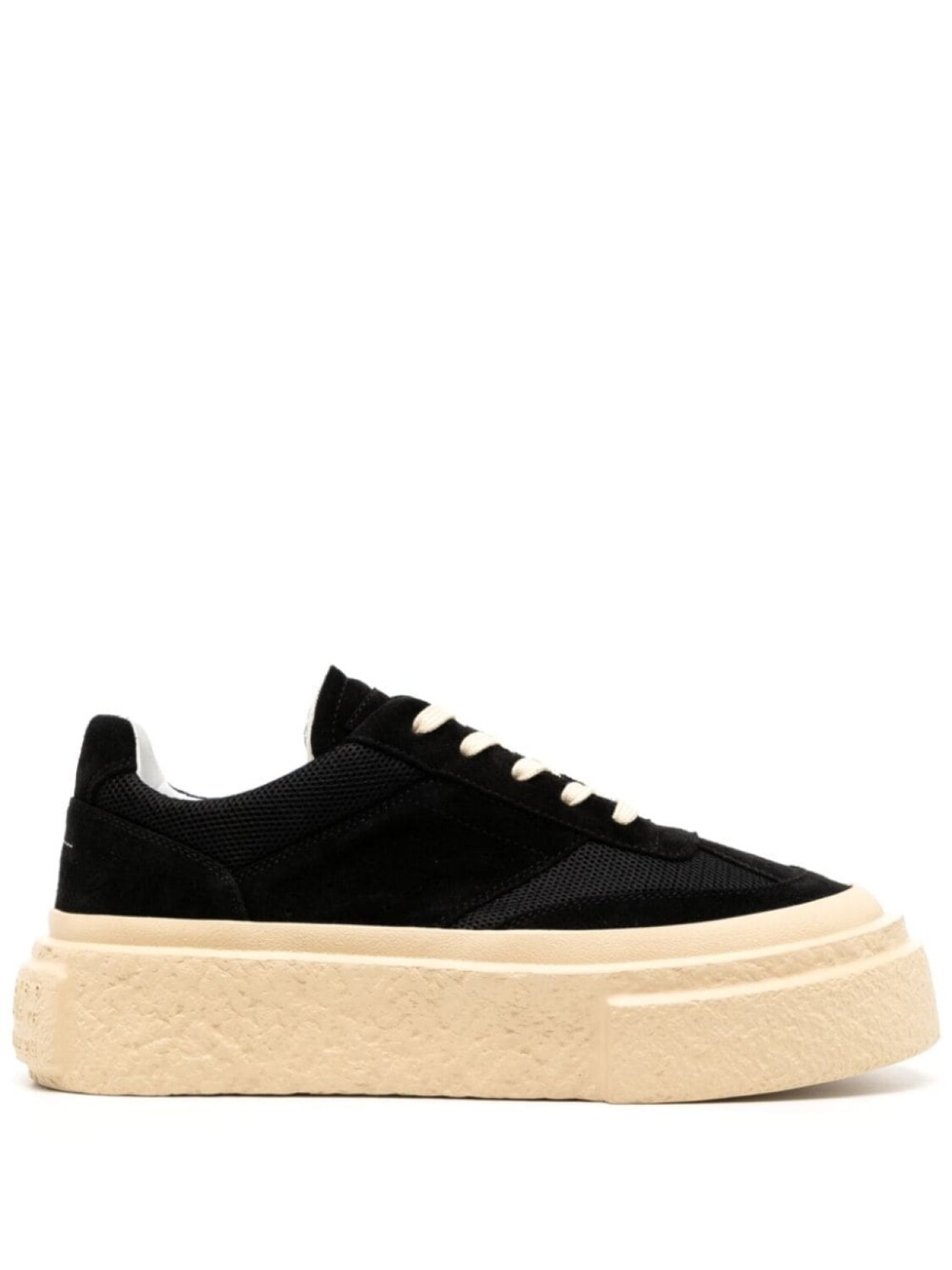 MM6 Maison Margiela массивные кроссовки Gambetta на шнуровке, черный
MM6 Maison Margiela массивные кроссовки Gambetta на шнуровке, черный