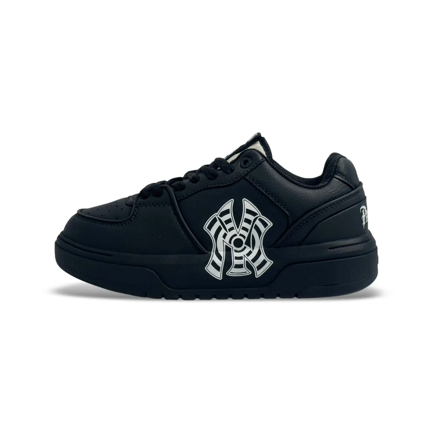 MLB Chunky Liner Coverage Height Increasing Low top Skateboard Shoes Unisex черный белый
MLB Chunky Liner Coverage Height Increasing Low top Skateboard Shoes Unisex черный белый