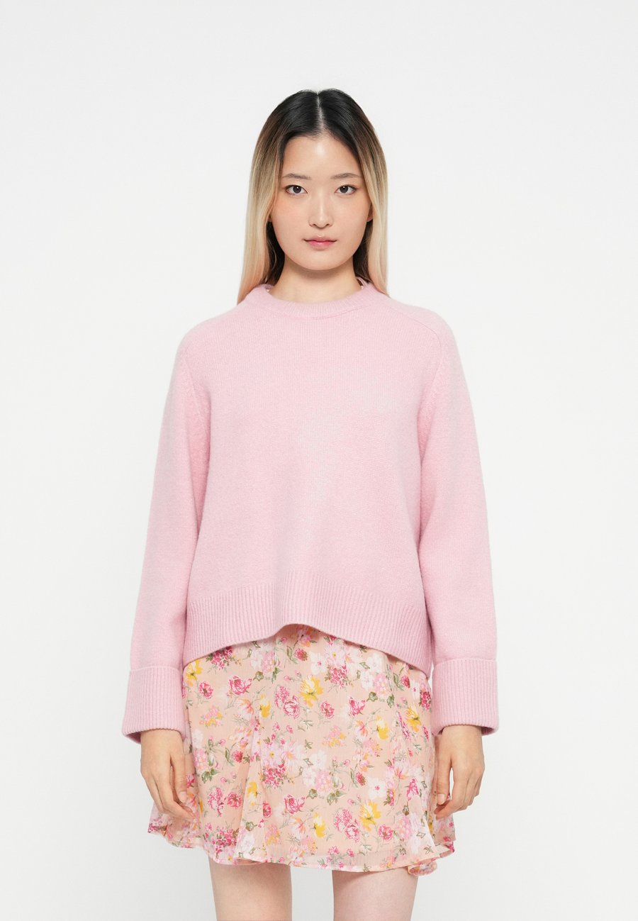 Джемпер Abercrombie & Fitch MADELINE, Light Pink
Джемпер Abercrombie & Fitch MADELINE, Light Pink