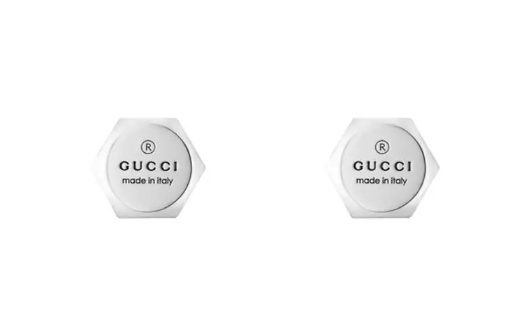 Gucci Серьги-гвоздики Trademark, унисекс, серебристые
Gucci Серьги-гвоздики Trademark, унисекс, серебристые