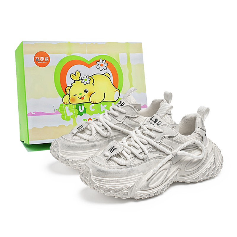 Нескользящие, износостойкие, дышащие, увеличивающие рост низкие кроссовки на массивной подошве для мужчин Budding Bear, White
Нескользящие, износостойкие, дышащие, увеличивающие рост низкие кроссовки на массивной подошве для мужчин Budding Bear, White