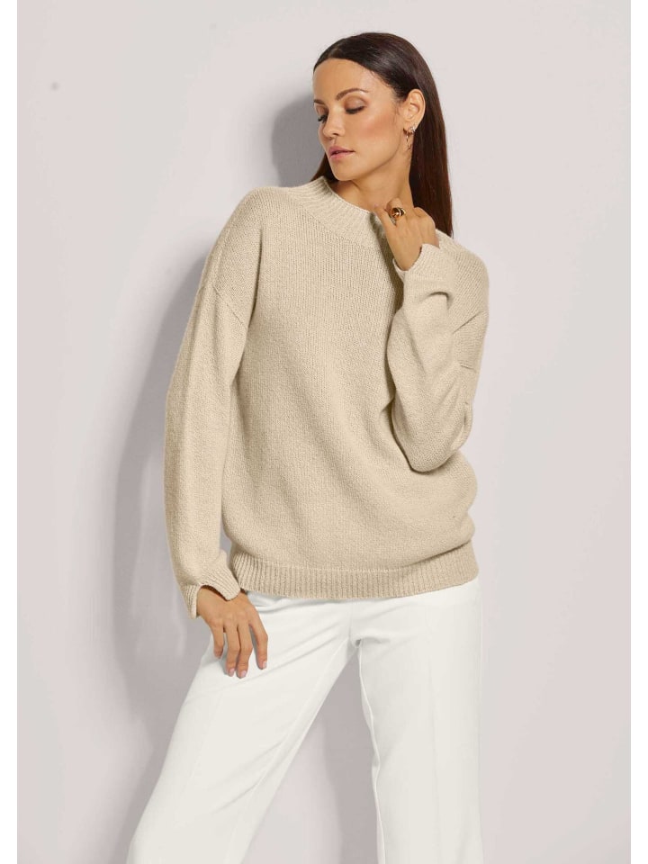 MADELEINE Короткий свитер со стоячим воротником, золотисто-бежевого цвета
MADELEINE Короткий свитер со стоячим воротником, золотисто-бежевого цвета