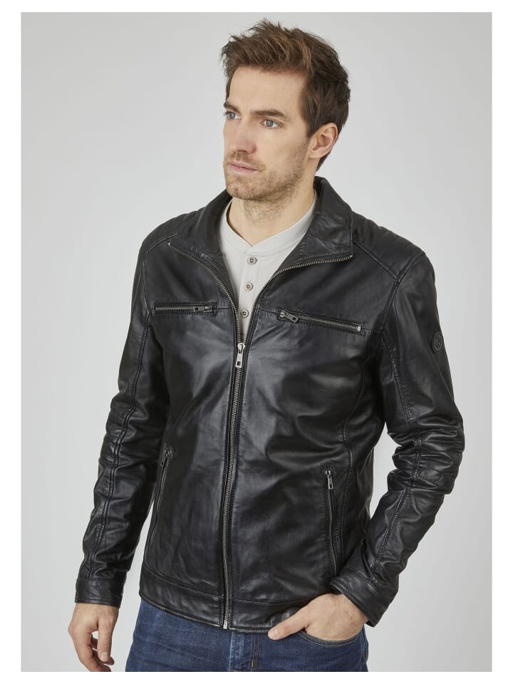 Кожаная куртка Bugatti, черный
Кожаная куртка Bugatti, черный