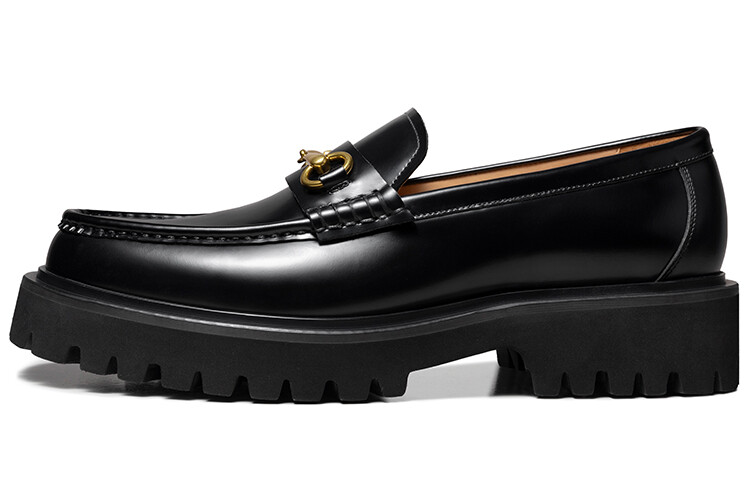 Лоферы мужские черный Thom Wills
Лоферы мужские черный Thom Wills