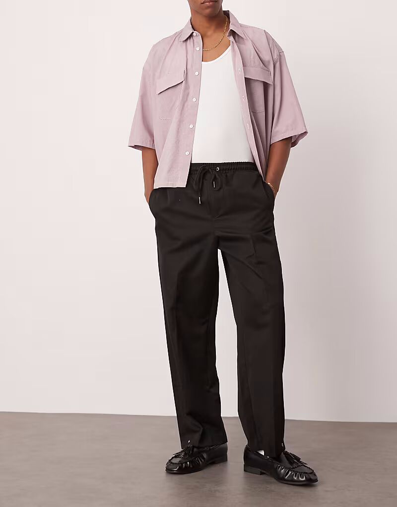 Элегантные брюки широкого кроя с кнопками по низу, черного цвета Asos Design
Элегантные брюки широкого кроя с кнопками по низу, черного цвета Asos Design