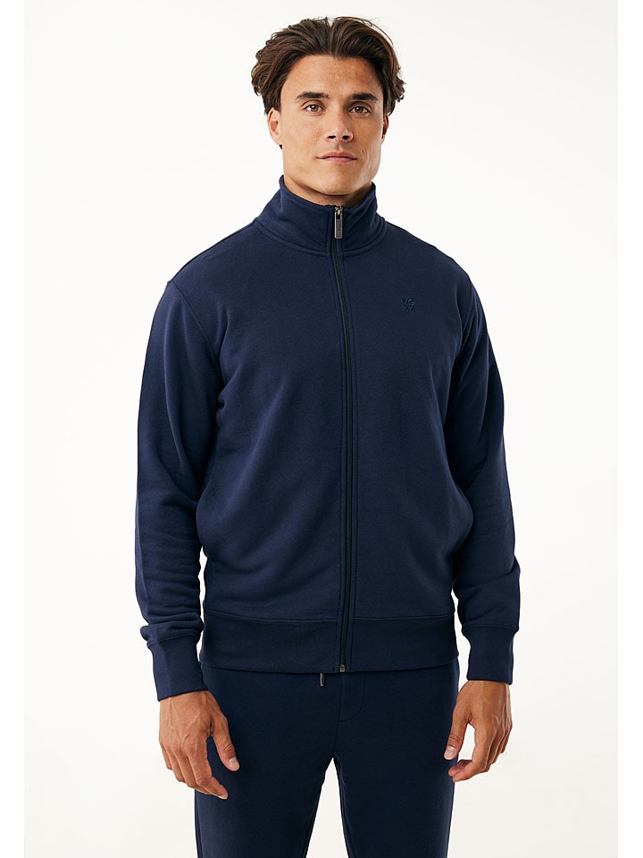 Mexx Темно-синяя толстовка
Mexx Темно-синяя толстовка