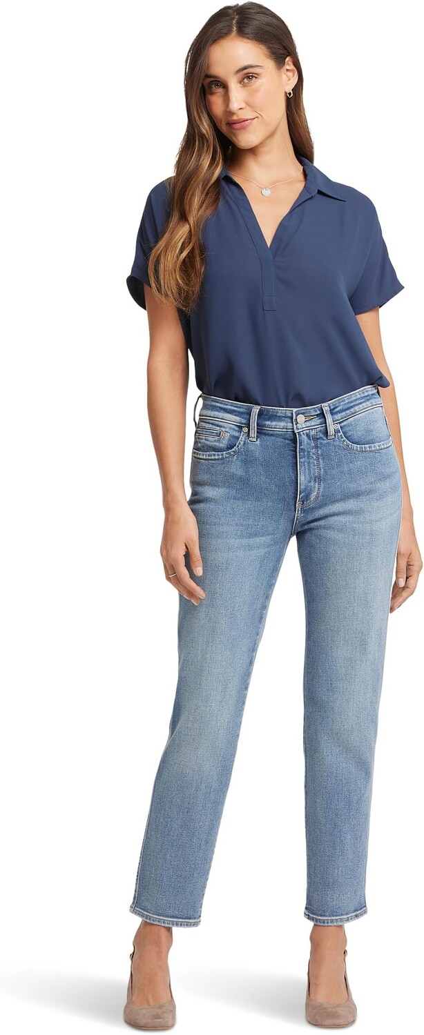 Джинсы NYDJ Stella Tapered Jeans in Indigo Stream, цвет Indigo Stream
Джинсы NYDJ Stella Tapered Jeans in Indigo Stream, цвет Indigo Stream