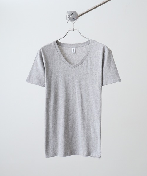 Футболка приталенная с V-образным вырезом TRUSS
Футболка приталенная с V-образным вырезом TRUSS