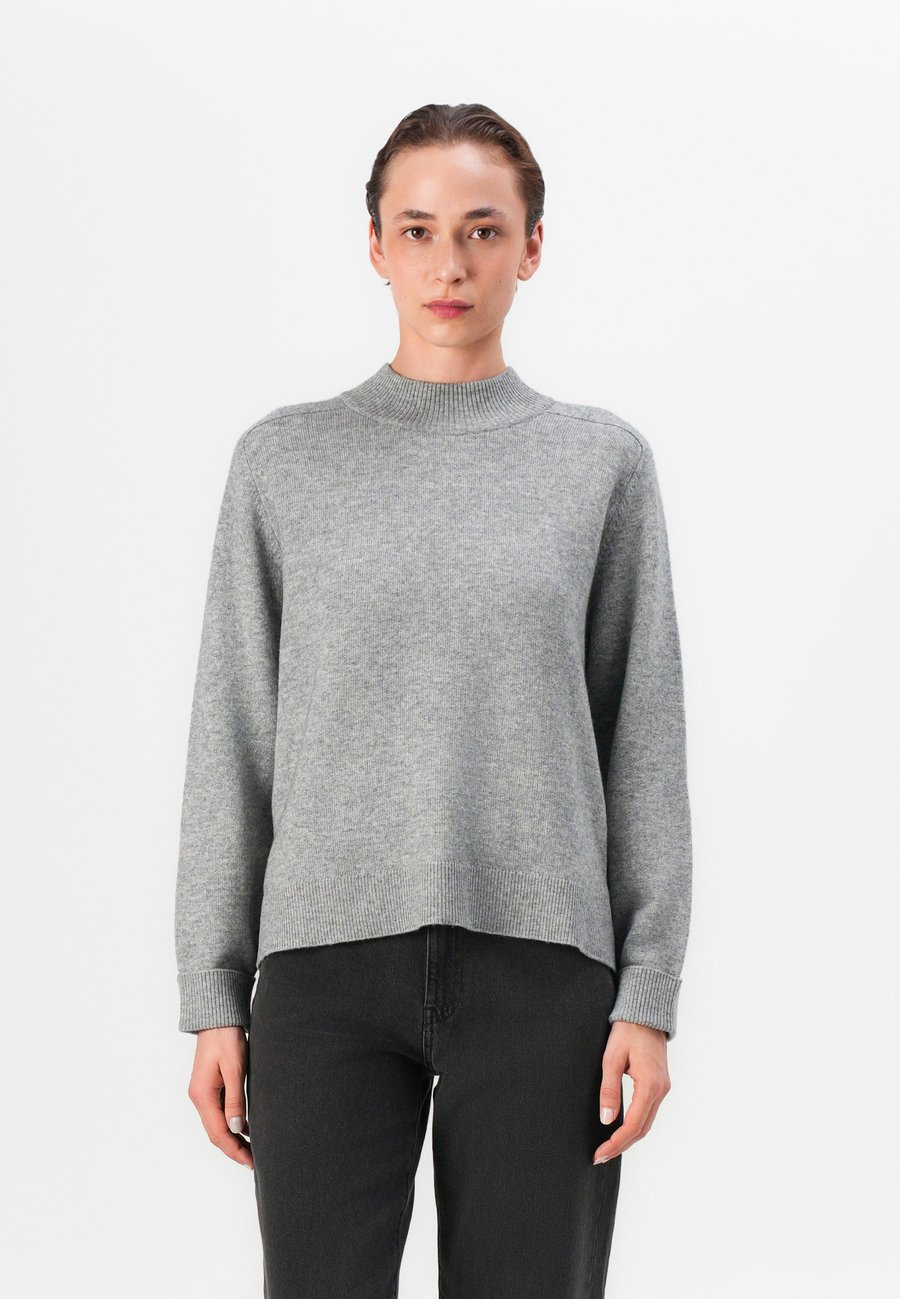 Джемпер Repeat Jumper, Grey/Light Grey
Джемпер Repeat Jumper, Grey/Light Grey