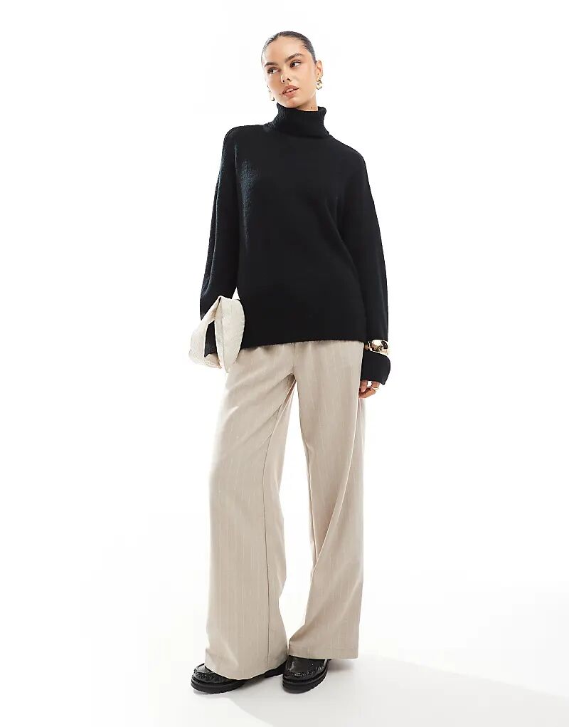 Вязаный джемпер с высоким воротом черного цвета Brave Soul
Вязаный джемпер с высоким воротом черного цвета Brave Soul