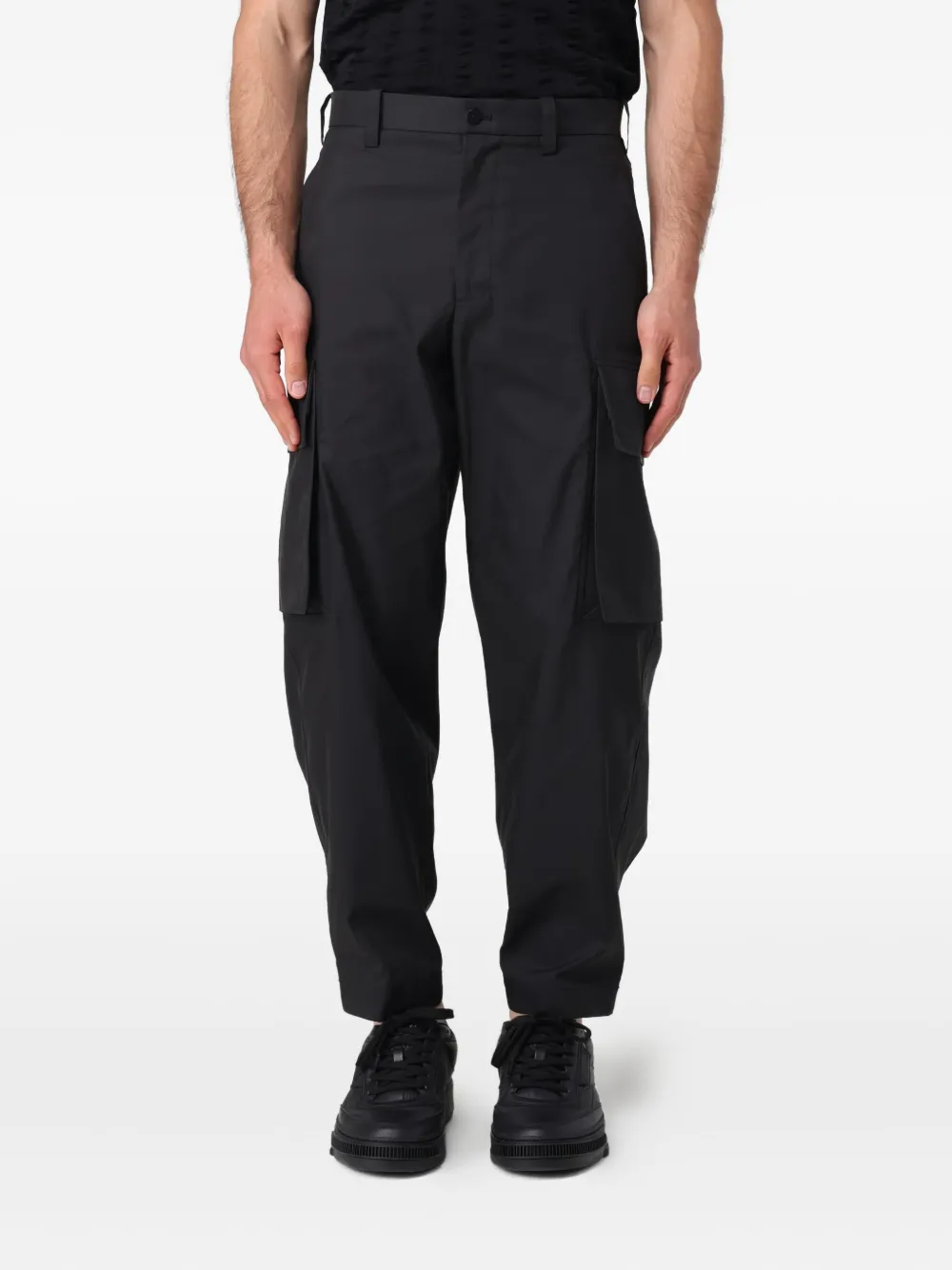 Брюки с карманами-карго Neil Barrett, черный
Брюки с карманами-карго Neil Barrett, черный