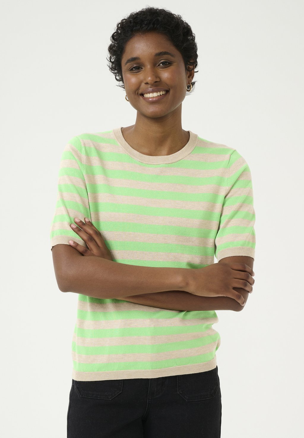 Футболка с принтом LIZZA STRIPED Kaffe, зеленый
Футболка с принтом LIZZA STRIPED Kaffe, зеленый