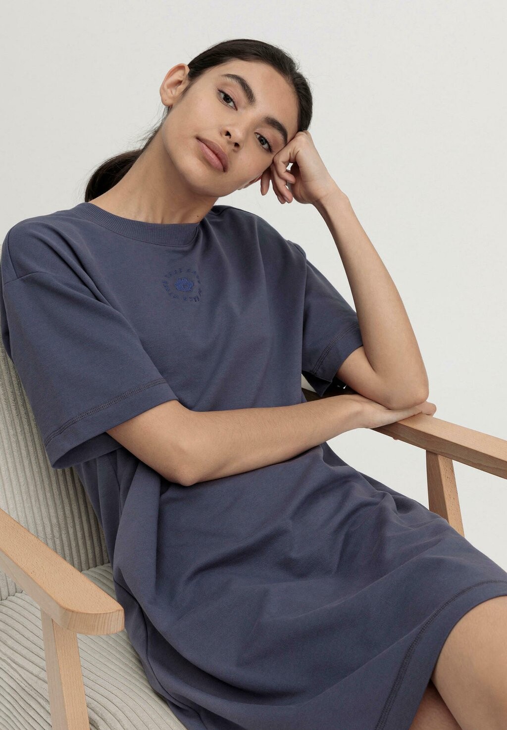 Ночная рубашка RELAXED hessnatur, фиолетовый
Ночная рубашка RELAXED hessnatur, фиолетовый