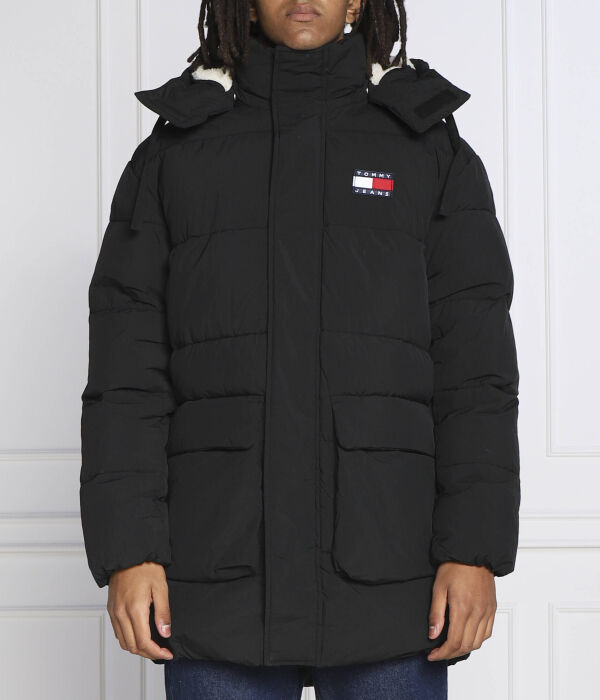 Куртка-парка Tommy Jeans утепленная с капюшоном, черный
Куртка-парка Tommy Jeans утепленная с капюшоном, черный