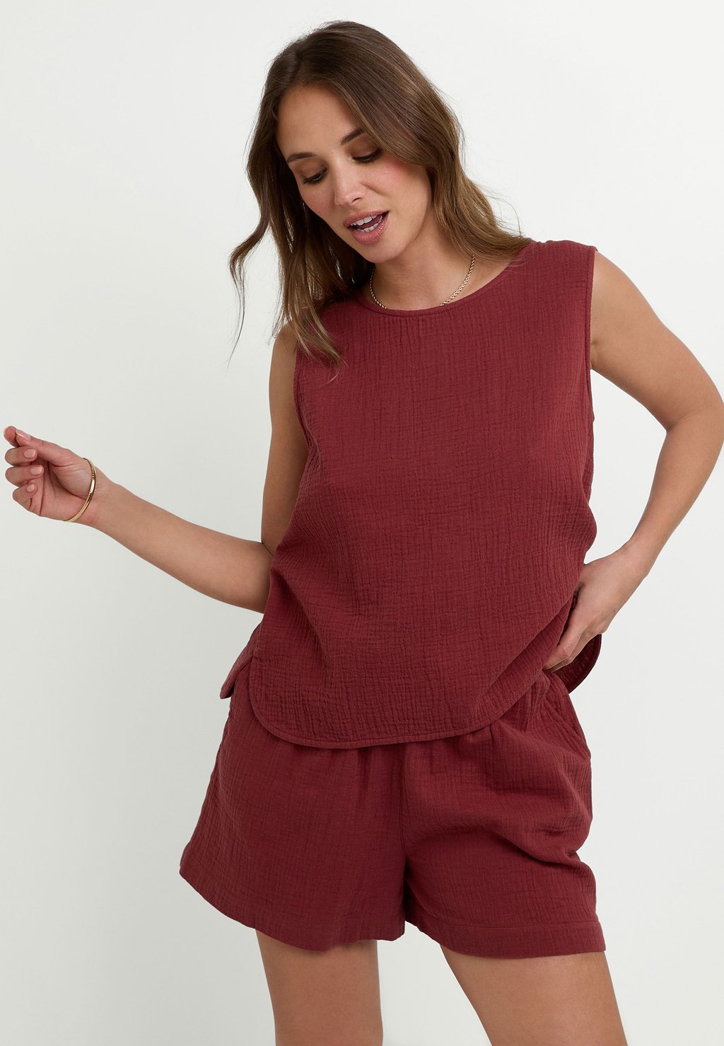 Пижамная рубашка GOJI ROUGEGORGE, бордовый
Пижамная рубашка GOJI ROUGEGORGE, бордовый