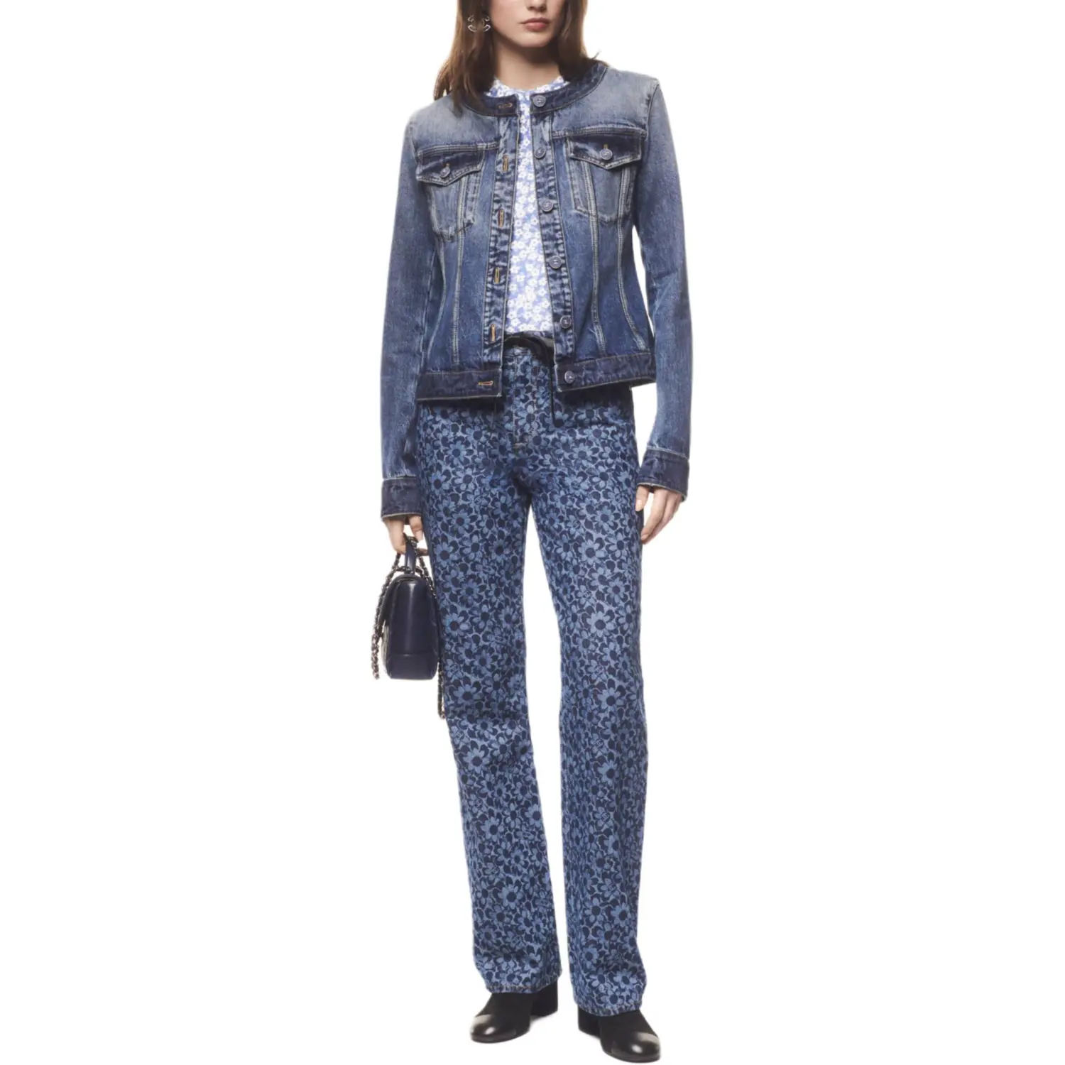 Джинсовая куртка женская синий Chanel
Джинсовая куртка женская синий Chanel