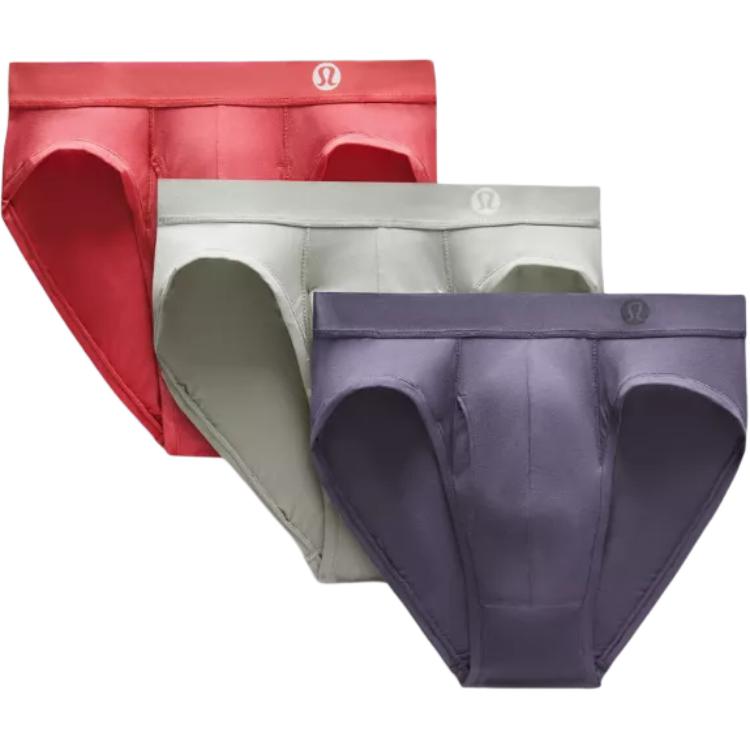 Трусы-слипы Always In Motion с гульфиком, 3 шт Lululemon
Трусы-слипы Always In Motion с гульфиком, 3 шт Lululemon