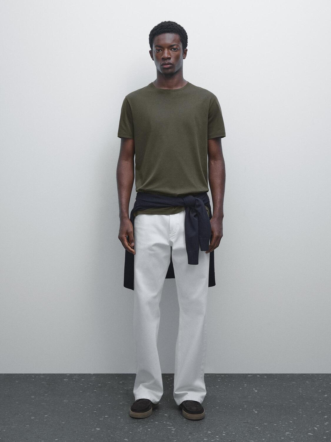 Футболка из 100% мерсеризованного хлопка Massimo Dutti, хаки
Футболка из 100% мерсеризованного хлопка Massimo Dutti, хаки