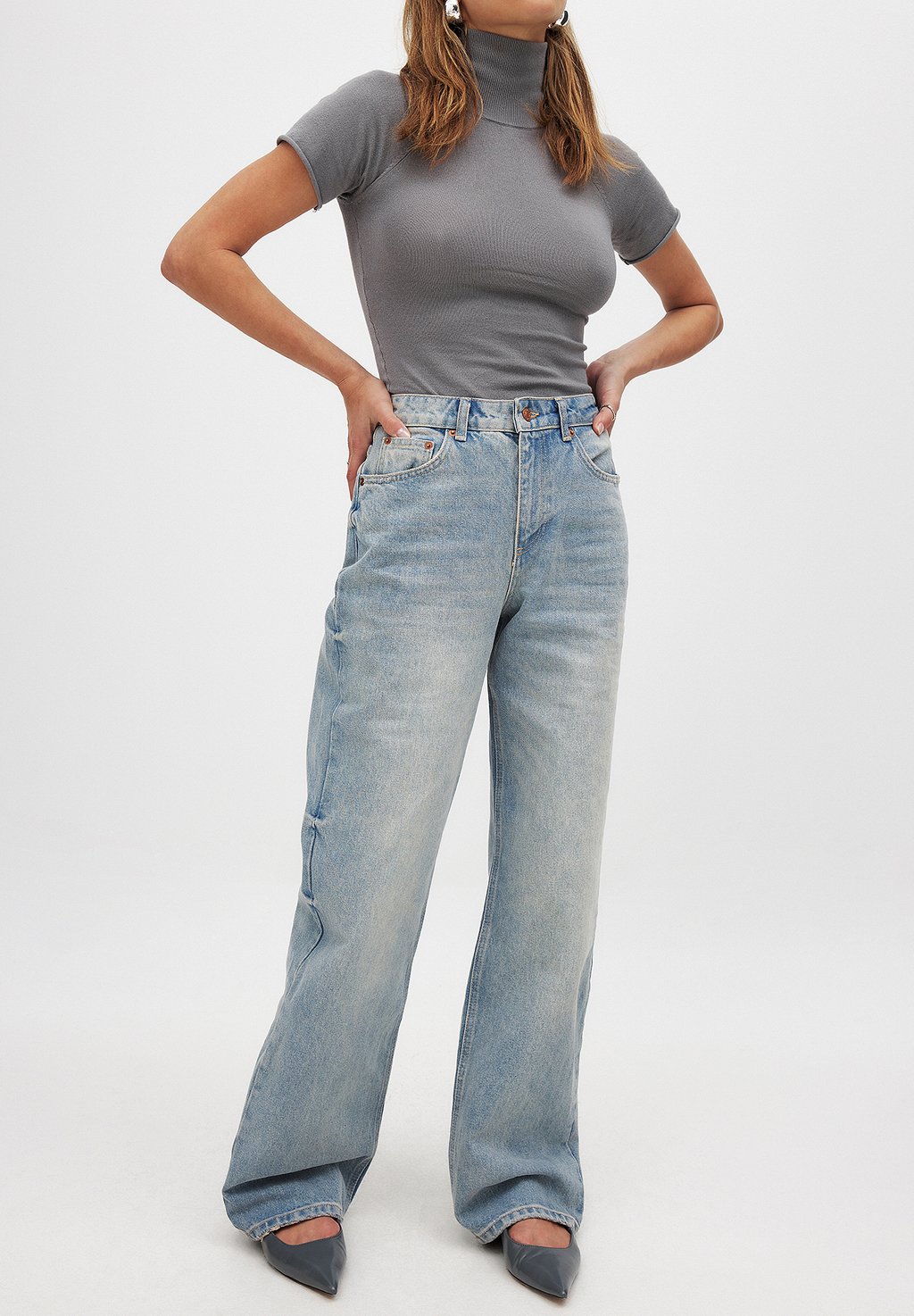 Джинсы свободного кроя NA-KD, синий
Джинсы свободного кроя NA-KD, синий