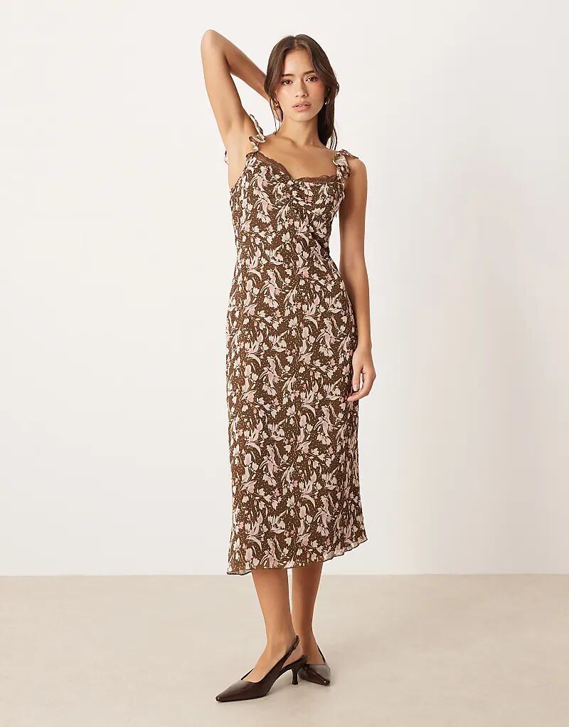 Платье миди Motel daita с кружевной отделкой и рукавами-оборками в коричневом цветочном узоре
Платье миди Motel daita с кружевной отделкой и рукавами-оборками в коричневом цветочном узоре