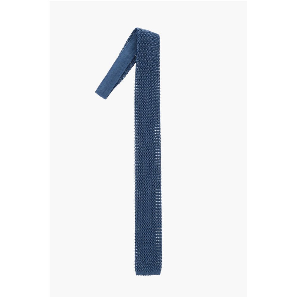 Галстук крючком из шелка Corneliani, светло-голубой
Галстук крючком из шелка Corneliani, светло-голубой