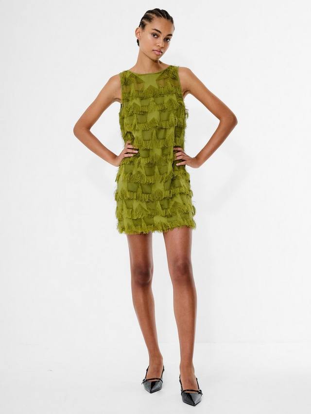 Платье мини Miley с шифоновыми звездами и бахромой French Connection, Olive Green
Платье мини Miley с шифоновыми звездами и бахромой French Connection, Olive Green