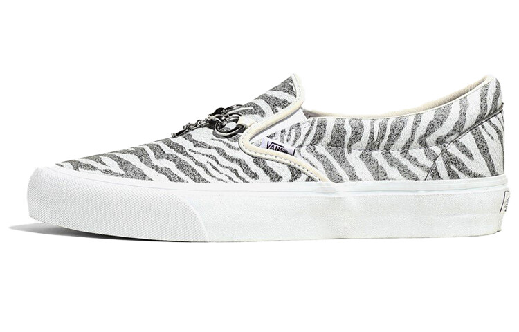 Слипоны Slip-On Needles X Vault Classic Vans V 'Animal Print - White'
Слипоны Slip-On Needles X Vault Classic Vans V 'Animal Print - White'